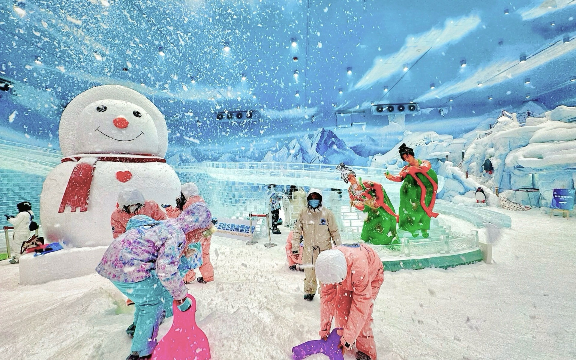 Snow park featuring artificial snow landscapes, skiing facilities, ice attractions, and immersive winter entertainment experiences.