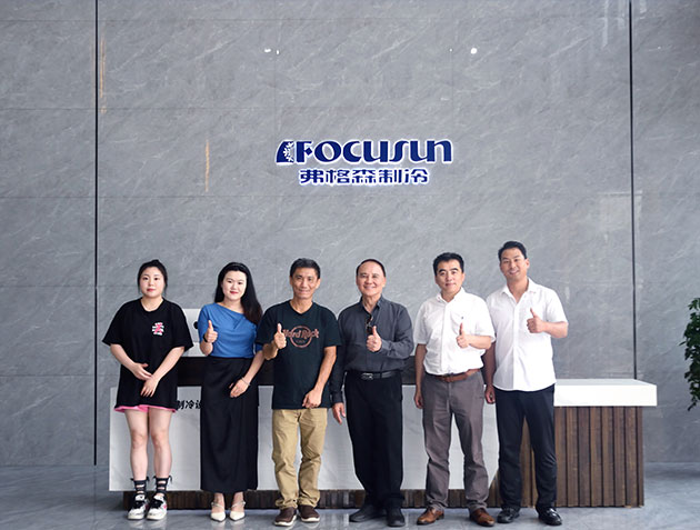 Customer visit to Focusun snow and ice facilities for project consultation, technical exchange, and solution demonstration.